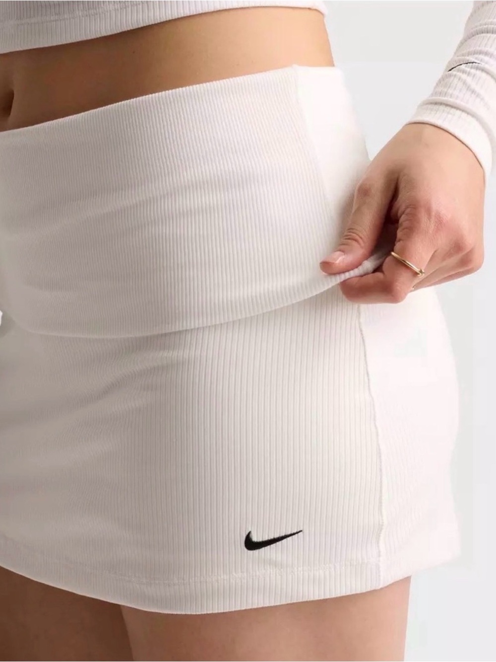 Women's NIKE Sportswear Chill Knit Mid-Rise Tight
Ribbed Skirt